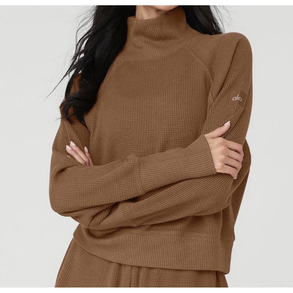 Alo Yoga Waffle Knit Weekend Escape Cowl Neck Sweater Size M
